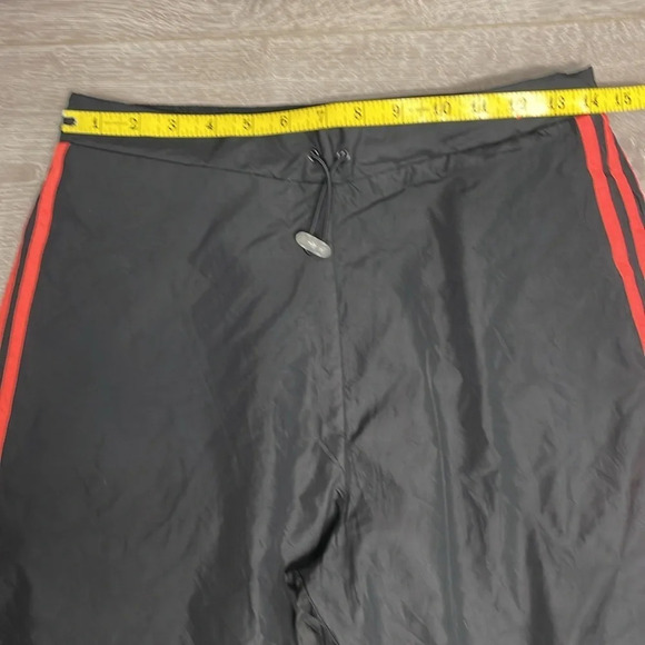 Adidas Vintage Mesh Lined 3 Stripe Track Windbreaker Pants AUZ001 Large - Picture 8 of 16